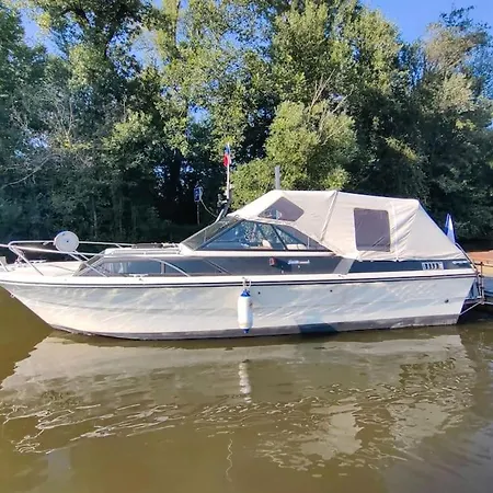 Bådhotel Wake Port Boat, Na Lodi Brandýs nad Labem-Stará Boleslav