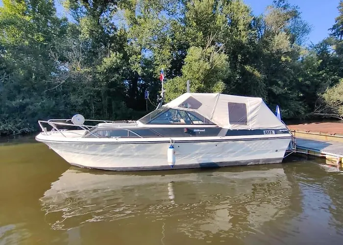 Botel Wake Port Boat, Na Lodi Brandýs nad Labem-Stará Boleslav
